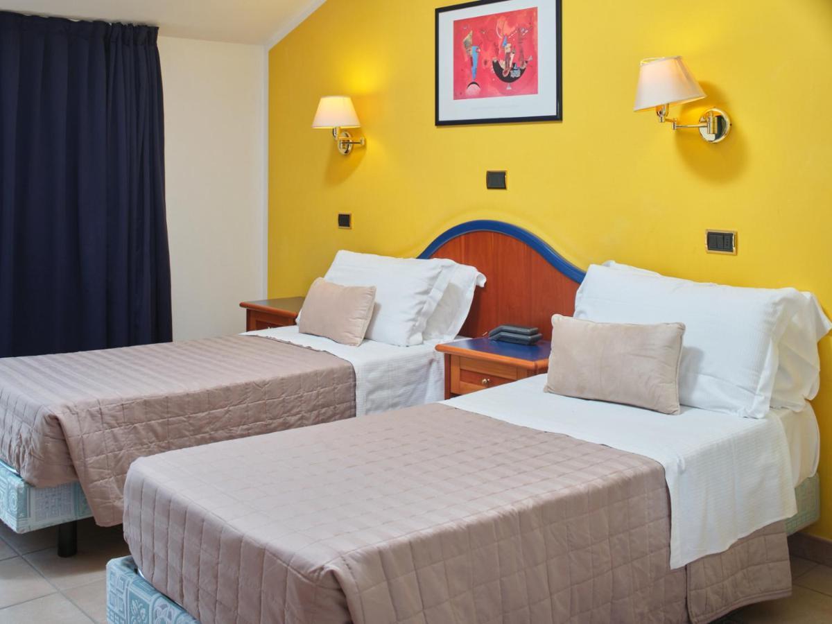 Hotel Ascot ريتشيوني المظهر الخارجي الصورة