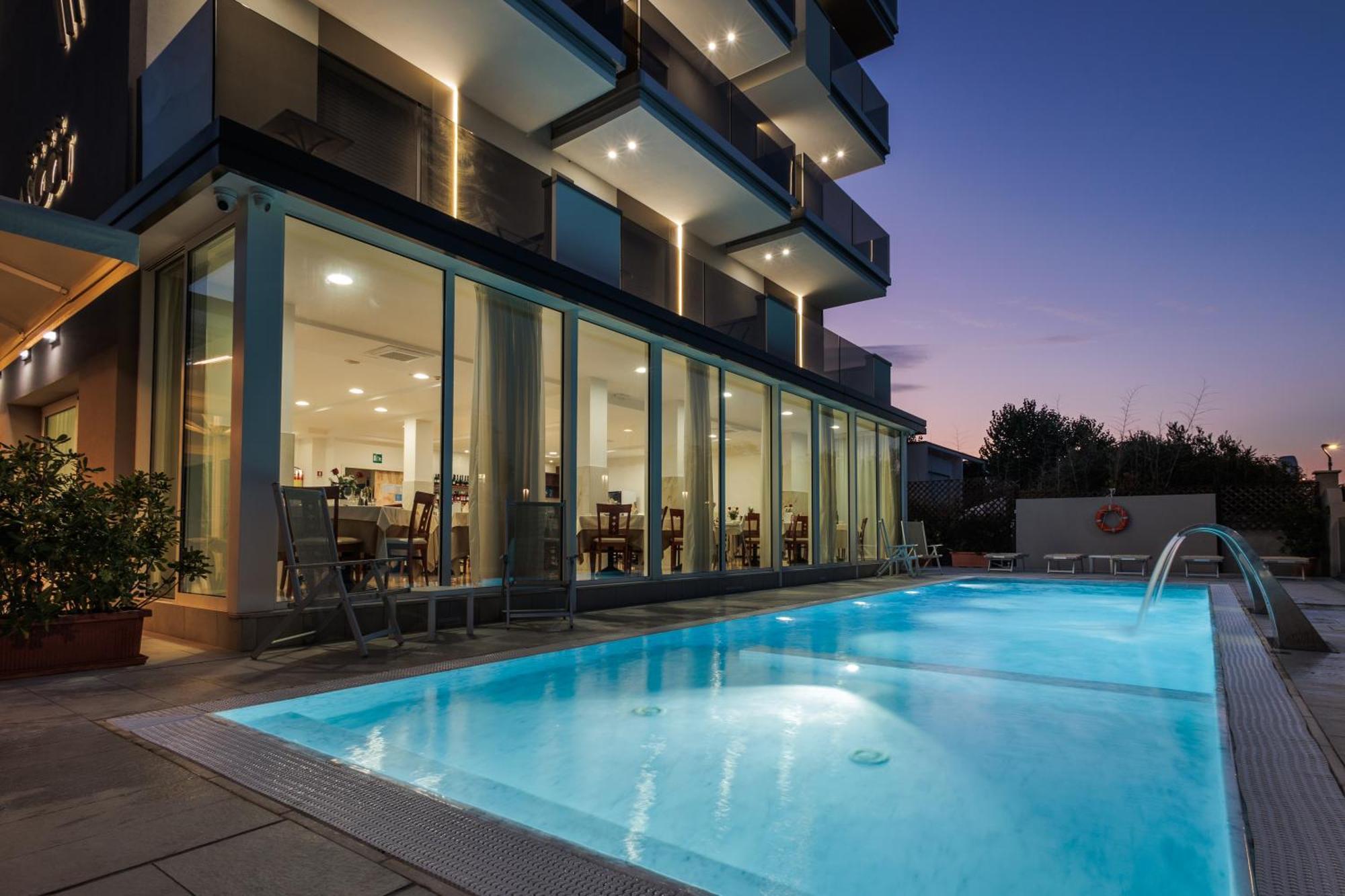 Hotel Ascot ريتشيوني المظهر الخارجي الصورة